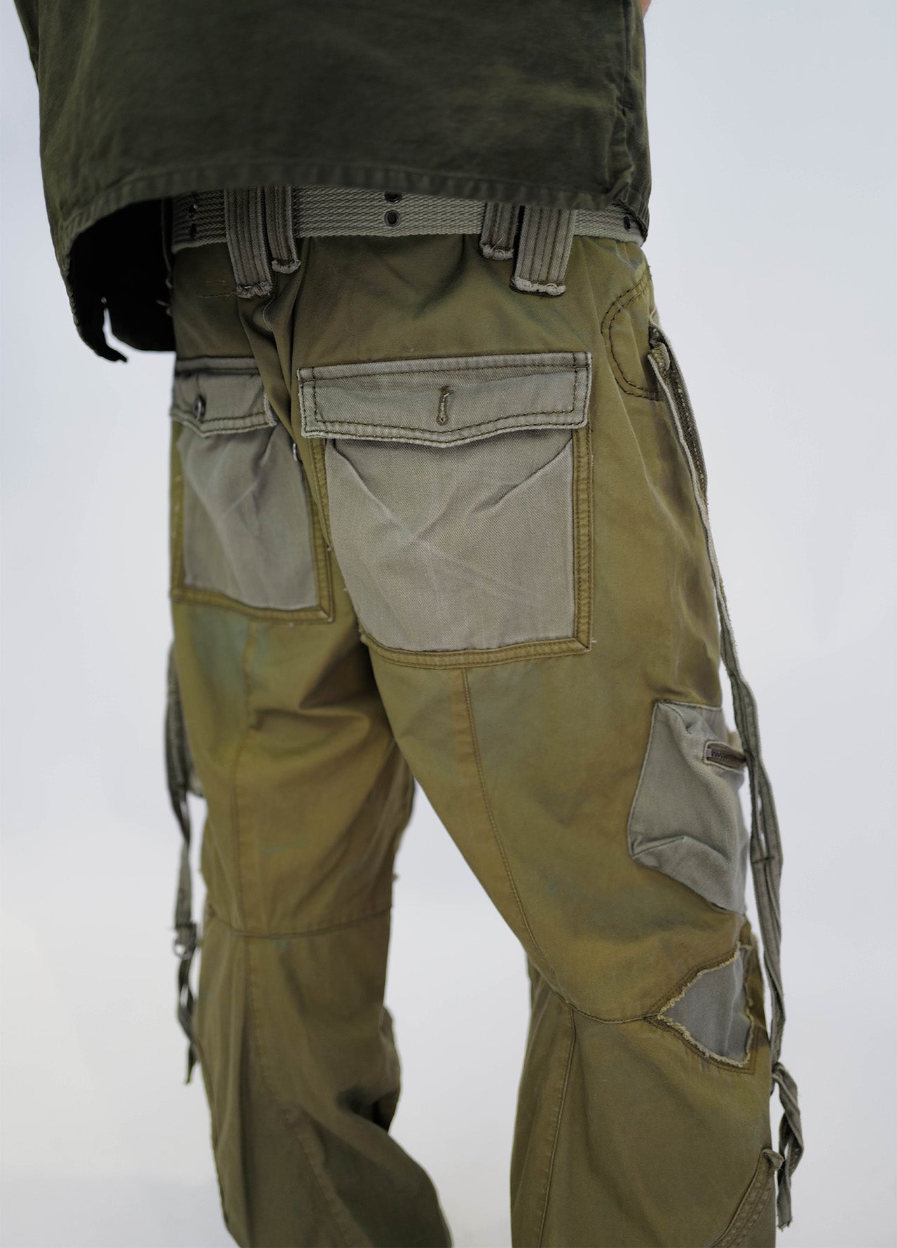 Pantalon, para-militaire, camo